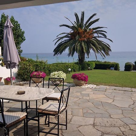 Beach Front Chanioti Полихроно Экстерьер фото